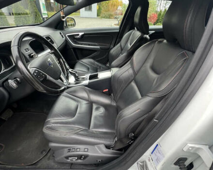 Вольво B60 2016 в Луцке на Automoto.ua Белый Вольво B60, объемом двигателя 2 л и пробегом 243 тыс. км за 15790 $, фото 23 на Automoto.ua