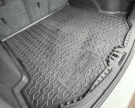 Білий Вольво B60, об'ємом двигуна 1.97 л та пробігом 243 тис. км за 14500 $, фото 12 на Automoto.ua