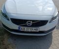 Белый Вольво B60, объемом двигателя 1.97 л и пробегом 400 тыс. км за 10800 $, фото 8 на Automoto.ua