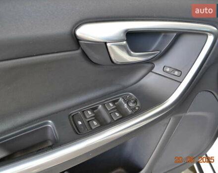 Білий Вольво B60, об'ємом двигуна 1.97 л та пробігом 68 тис. км за 16500 $, фото 21 на Automoto.ua