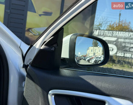 Белый Вольво B60, объемом двигателя 2 л и пробегом 190 тыс. км за 12300 $, фото 35 на Automoto.ua