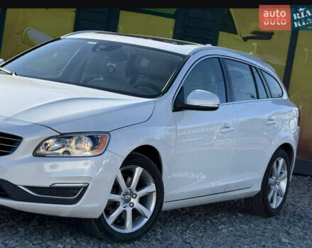 Белый Вольво B60, объемом двигателя 2 л и пробегом 190 тыс. км за 12300 $, фото 26 на Automoto.ua