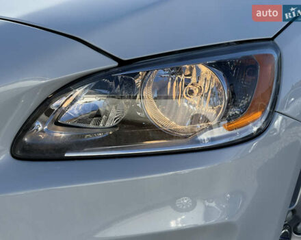 Белый Вольво B60, объемом двигателя 2 л и пробегом 190 тыс. км за 12300 $, фото 9 на Automoto.ua