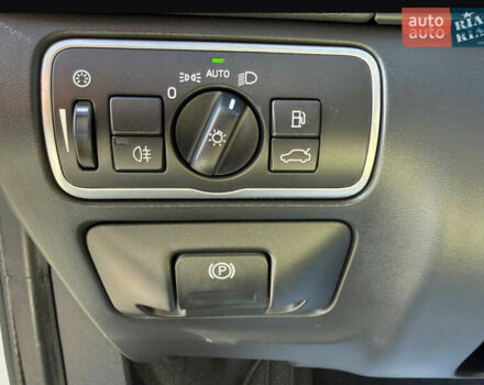 Белый Вольво B60, объемом двигателя 2 л и пробегом 190 тыс. км за 12300 $, фото 52 на Automoto.ua