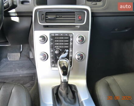 Білий Вольво B60, об'ємом двигуна 1.97 л та пробігом 68 тис. км за 16500 $, фото 29 на Automoto.ua