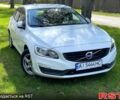 Белый Вольво B60, объемом двигателя 2.4 л и пробегом 220 тыс. км за 14500 $, фото 2 на Automoto.ua