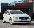 Белый Вольво B60, объемом двигателя 2 л и пробегом 190 тыс. км за 11600 $, фото 1 на Automoto.ua