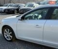 Белый Вольво B60, объемом двигателя 2 л и пробегом 190 тыс. км за 11600 $, фото 8 на Automoto.ua