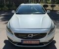 Белый Вольво B60, объемом двигателя 1.97 л и пробегом 170 тыс. км за 14500 $, фото 1 на Automoto.ua