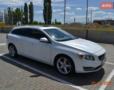 Білий Вольво B60, об'ємом двигуна 1.97 л та пробігом 68 тис. км за 16500 $, фото 6 на Automoto.ua