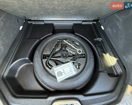 Белый Вольво B60, объемом двигателя 2 л и пробегом 190 тыс. км за 12300 $, фото 44 на Automoto.ua