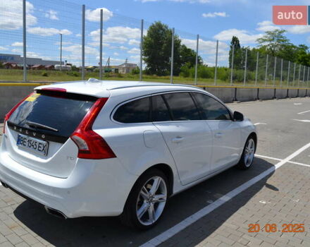 Білий Вольво B60, об'ємом двигуна 1.97 л та пробігом 68 тис. км за 16500 $, фото 7 на Automoto.ua