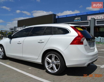 Білий Вольво B60, об'ємом двигуна 1.97 л та пробігом 68 тис. км за 16500 $, фото 13 на Automoto.ua