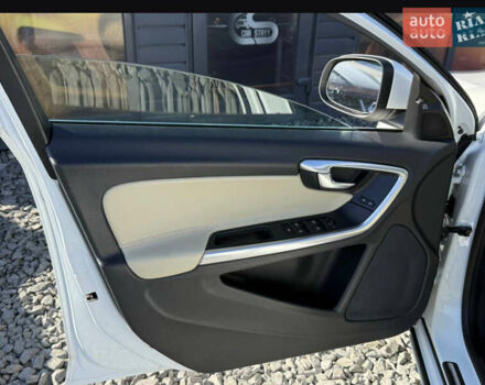 Белый Вольво B60, объемом двигателя 2 л и пробегом 190 тыс. км за 12300 $, фото 48 на Automoto.ua