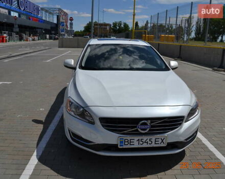 Білий Вольво B60, об'ємом двигуна 1.97 л та пробігом 68 тис. км за 16500 $, фото 5 на Automoto.ua