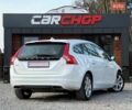 Белый Вольво B60, объемом двигателя 2 л и пробегом 190 тыс. км за 11600 $, фото 3 на Automoto.ua