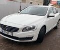 Белый Вольво B60, объемом двигателя 1.99 л и пробегом 209 тыс. км за 14600 $, фото 1 на Automoto.ua