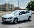 Белый Вольво B60, объемом двигателя 1.97 л и пробегом 165 тыс. км за 13900 $, фото 4 на Automoto.ua