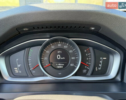 Белый Вольво B60, объемом двигателя 2 л и пробегом 190 тыс. км за 12300 $, фото 54 на Automoto.ua