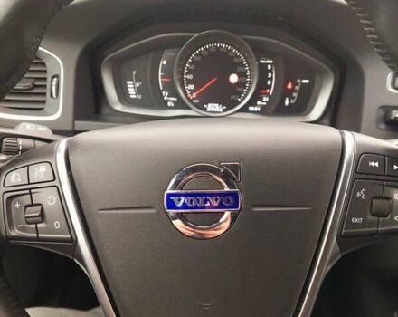 Белый Вольво B60, объемом двигателя 1.99 л и пробегом 209 тыс. км за 14600 $, фото 18 на Automoto.ua