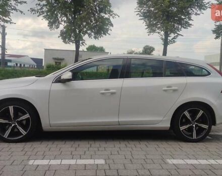 Белый Вольво B60, объемом двигателя 2 л и пробегом 240 тыс. км за 15300 $, фото 9 на Automoto.ua