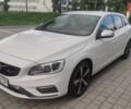 Белый Вольво B60, объемом двигателя 2 л и пробегом 240 тыс. км за 15300 $, фото 1 на Automoto.ua