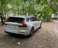 Белый Вольво B60, объемом двигателя 1.97 л и пробегом 78 тыс. км за 30000 $, фото 4 на Automoto.ua