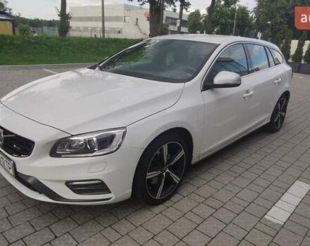 Белый Вольво B60, объемом двигателя 2 л и пробегом 240 тыс. км за 15300 $, фото 14 на Automoto.ua