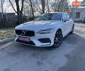 Белый Вольво B60, объемом двигателя 1.97 л и пробегом 228 тыс. км за 19900 $, фото 1 на Automoto.ua