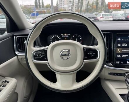 Белый Вольво B60, объемом двигателя 1.97 л и пробегом 61 тыс. км за 29990 $, фото 29 на Automoto.ua