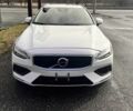 Белый Вольво B60, объемом двигателя 2 л и пробегом 40 тыс. км за 12000 $, фото 1 на Automoto.ua