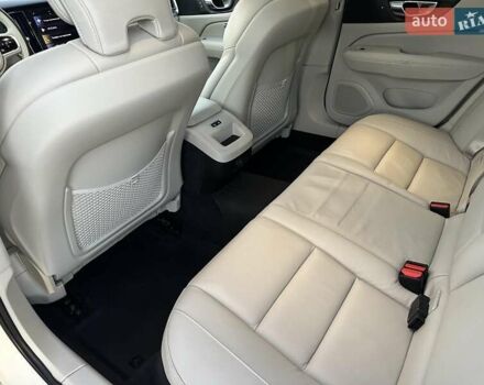 Белый Вольво B60, объемом двигателя 2 л и пробегом 30 тыс. км за 32300 $, фото 10 на Automoto.ua