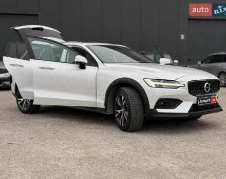 Белый Вольво B60, объемом двигателя 2 л и пробегом 30 тыс. км за 32250 $, фото 38 на Automoto.ua