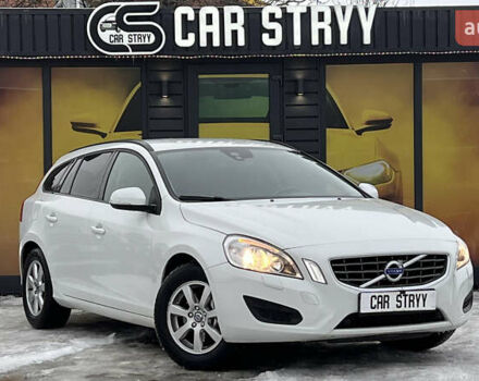 Белый Вольво B60, объемом двигателя 2.4 л и пробегом 203 тыс. км за 12600 $, фото 1 на Automoto.ua