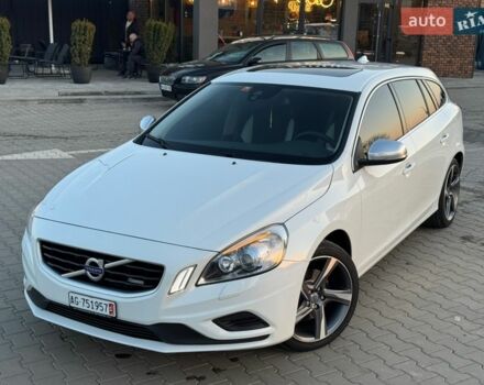 Білий Вольво B60, об'ємом двигуна 2 л та пробігом 265 тис. км за 12899 $, фото 1 на Automoto.ua