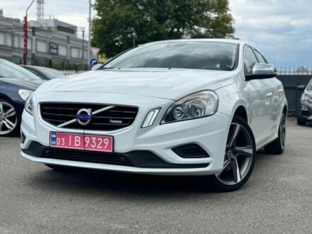 Білий Вольво B60, об'ємом двигуна 2.4 л та пробігом 249 тис. км за 14504 $, фото 1 на Automoto.ua