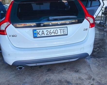 Білий Вольво B60, об'ємом двигуна 1.56 л та пробігом 295 тис. км за 7700 $, фото 1 на Automoto.ua