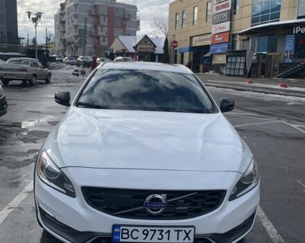 Білий Вольво B60, об'ємом двигуна 2.5 л та пробігом 150 тис. км за 17500 $, фото 1 на Automoto.ua