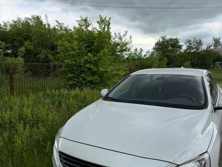 Білий Вольво B60, об'ємом двигуна 2.4 л та пробігом 245 тис. км за 13500 $, фото 1 на Automoto.ua