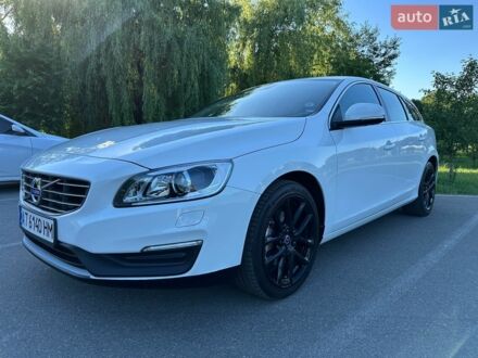 Білий Вольво B60, об'ємом двигуна 2 л та пробігом 288 тис. км за 14300 $, фото 1 на Automoto.ua