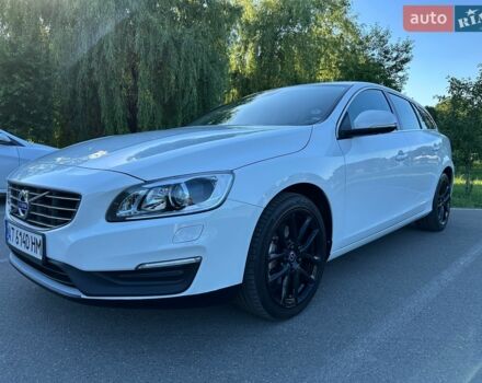 Білий Вольво B60, об'ємом двигуна 2 л та пробігом 288 тис. км за 14300 $, фото 1 на Automoto.ua