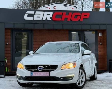 Белый Вольво B60, объемом двигателя 2 л и пробегом 192 тыс. км за 12200 $, фото 1 на Automoto.ua