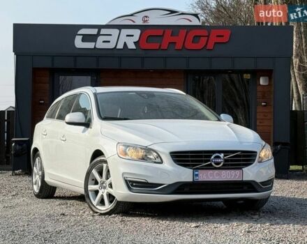 Белый Вольво B60, объемом двигателя 2 л и пробегом 190 тыс. км за 11600 $, фото 1 на Automoto.ua
