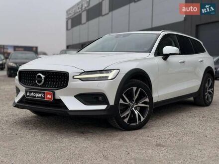 Белый Вольво B60, объемом двигателя 2 л и пробегом 30 тыс. км за 32250 $, фото 1 на Automoto.ua