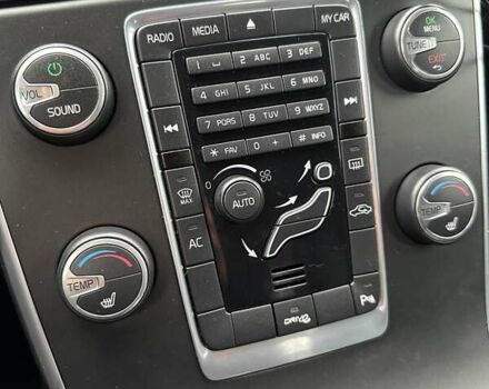 Бежевый Вольво B60, объемом двигателя 1.6 л и пробегом 215 тыс. км за 10300 $, фото 35 на Automoto.ua