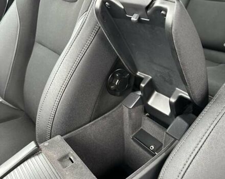 Бежевый Вольво B60, объемом двигателя 1.6 л и пробегом 215 тыс. км за 10300 $, фото 36 на Automoto.ua