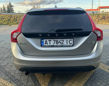 Бежевий Вольво B60, об'ємом двигуна 1.56 л та пробігом 255 тис. км за 8550 $, фото 3 на Automoto.ua