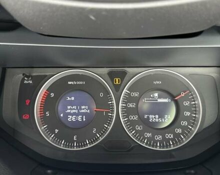 Бежевый Вольво B60, объемом двигателя 1.6 л и пробегом 215 тыс. км за 10300 $, фото 31 на Automoto.ua