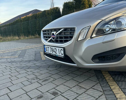 Бежевий Вольво B60, об'ємом двигуна 1.56 л та пробігом 255 тис. км за 8550 $, фото 10 на Automoto.ua