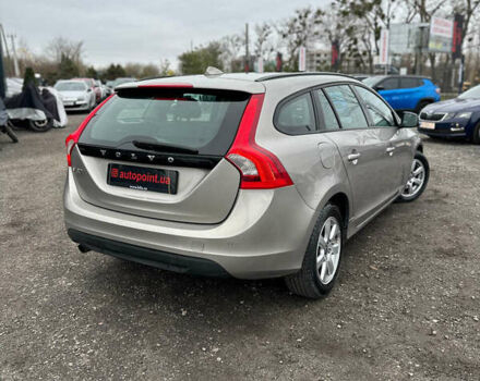 Бежевый Вольво B60, объемом двигателя 1.6 л и пробегом 215 тыс. км за 9700 $, фото 7 на Automoto.ua